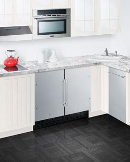 Whether you want inspiration for planning a kitchen renovation or are building a designer kitchen from scratch, houzz has 3,052,981 images from the best designers, decorators, and. Small Kitchen Designs | Summit Appliance