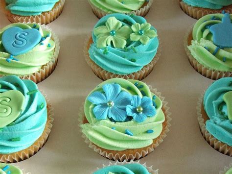 Green And Blue Birthday Cupcakes Just Desserts Cake Desserts Cake