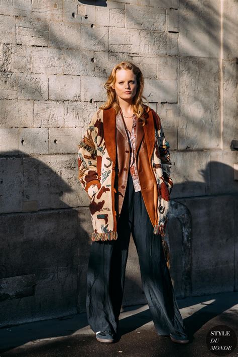 Paris Fw 2020 Street Style Hanne Gaby Odiele Style Du Monde