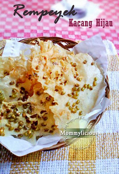Itukan antara kuih tradisional masyarakat johor. Rempeyek Kacang Hijau