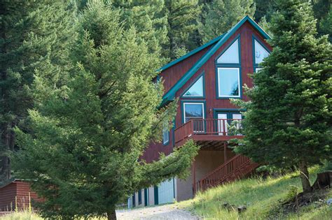 Traveller reviews · book with confidence · 24/7 customer service Beautiful cabin located in Cloudcroft, NM