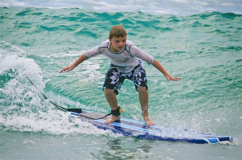 Oahu Surf Lessons Surf With A Local On North Shore Oahu Near Haleiwa