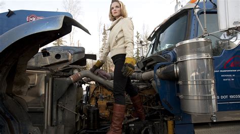 Lisa Kelly Ice Road Truckers HISTORY Channel