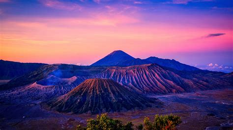 Mountain Indonesia Caldera Horizon National Park Volcanic Landform