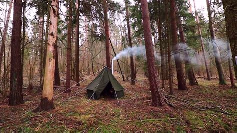 Od jakiegoś czasu siedzę nad projektem stworzenia namiotu z polskich pałatek. Polish lavvu hot tent. Tent stove. Ogrzewany piecykiem ...