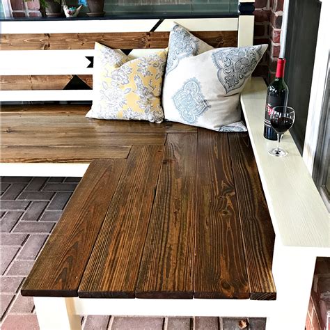 Diy Outdoor Corner Bench Build I Love This One Abbotts At Home