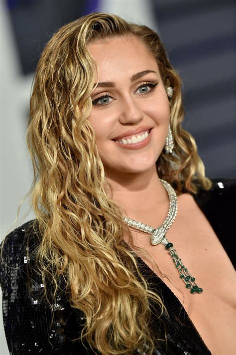 Miley Cyrus At The 2019 Vanity Fair Oscars Party Best Oscars