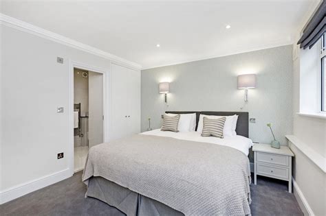 Rentlingo is your trusted apartment finder in portland. Queensgate Court 1 Bedroom Deluxe - Maykenbel Properties