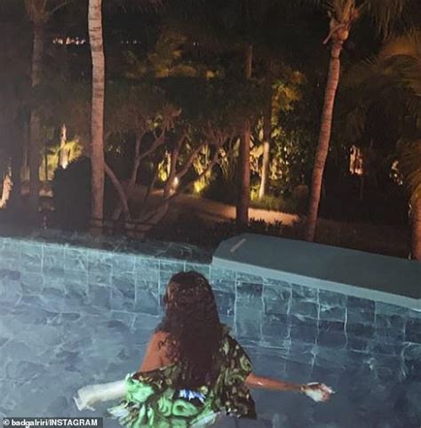 Rihanna Risks Another Instagram Ban As She Shares Nsfw Candid Photos From A Late Night Swim