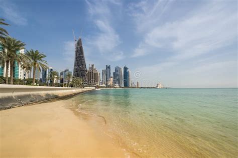 The Doha Corniche In The Capital City Of Qatar Doha Stock Photo