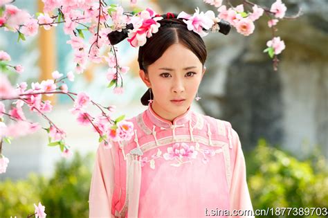 Mặc dù phim mới khởi quay chưa lâu nhưng khán giả đã đứng ngồi không yên. * Ngắm trang phục Tình Xuyên - Dương Mịch trong Cung Tỏa ...