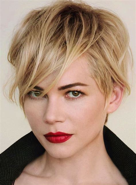 michelle williams louis vuitton this is everything michelle williams hair short hair