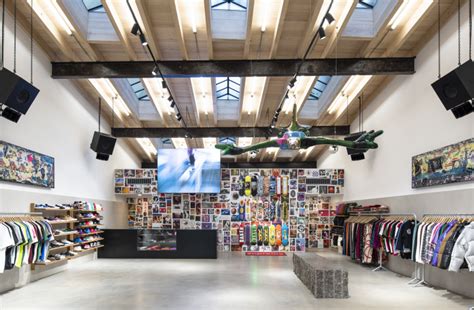 Frameweb Supremes Selected Site For Its Fourth European Store A