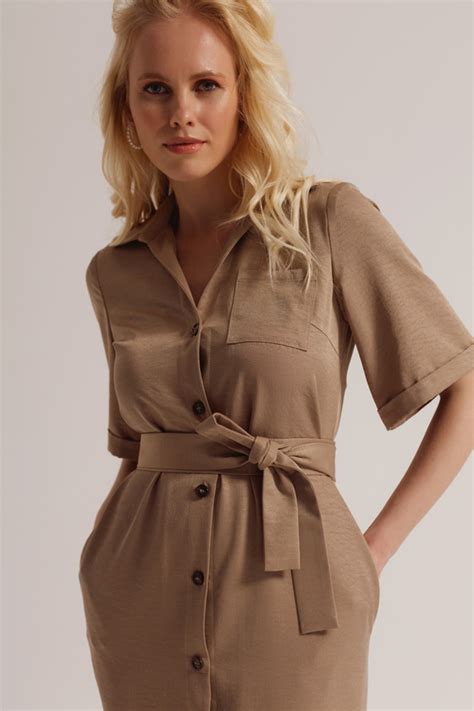 Платье рубашка бежевого цвета с коротким рукавом купить в интернет