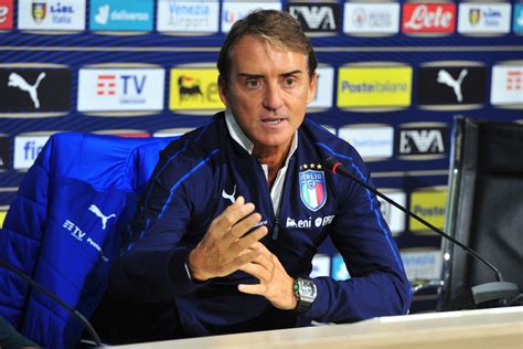 È stata una relazione complicata. Nazionale, Vialli debutta come capodelegazione: "Un onore ...
