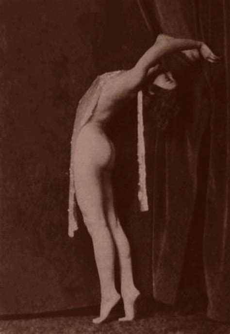 Porn Nude Barbara Stanwyck 1930s - Barbara Stanwyck Nude Pics Page 1 | CLOUDY GIRL PICS