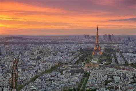 Whether you're looking for tourist information, pointers on using. Fototapete Skyline Paris bei Sonnenuntergang