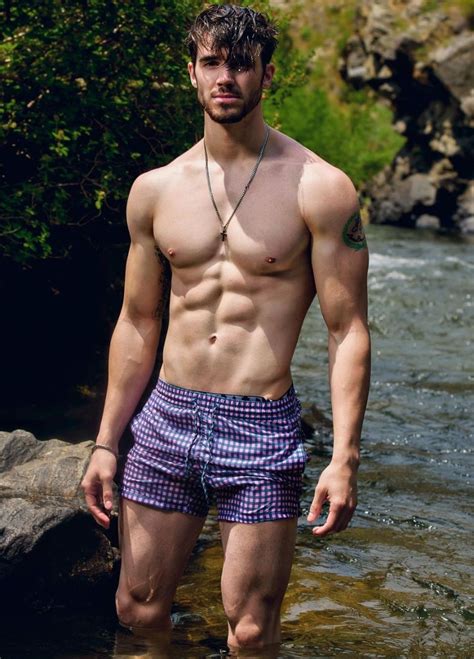 28 Hot Male Models Shirtless Male Model Photos