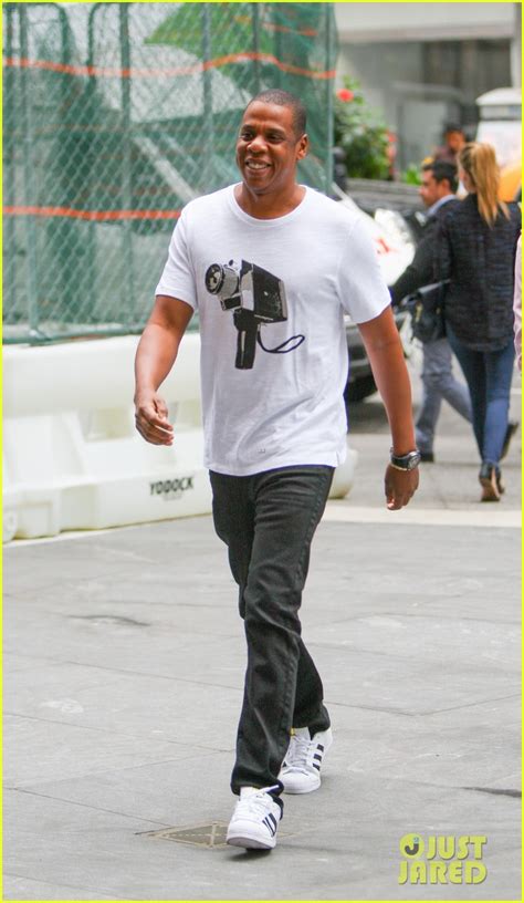 Photo Beyonce Wears A Jean Outfit For Date Night With Jay Z 13 Photo 3472802 Just Jared