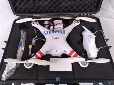 Dji Phantom 2 Vision Drone Model No Pv330 And Remote Control Pvt581