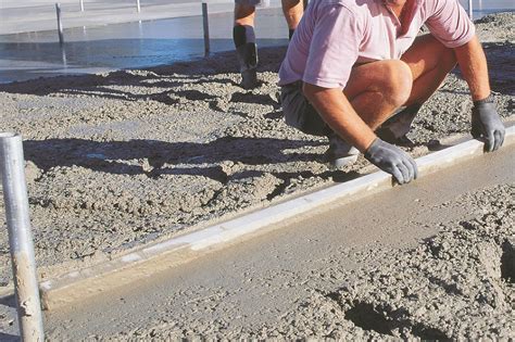 Chemical grouting for concrete repair. Guide to laying a concrete slab - Swan Cement