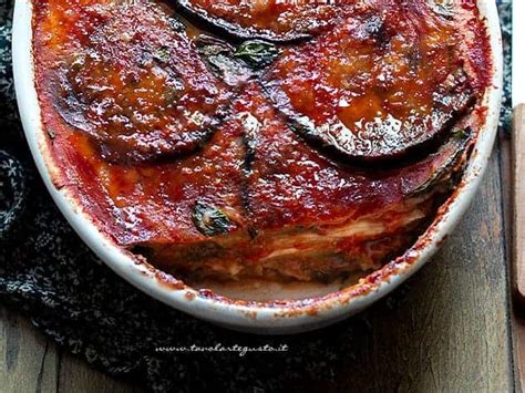 Parmigiana Di Melanzane Ricetta Originale Melanzane Alla Parmigiana