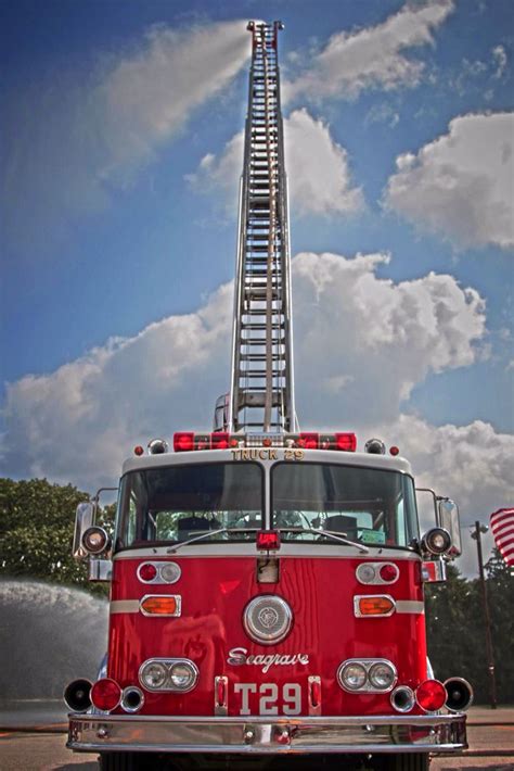 Seagrave Ladder Tiller Fire Trucks Fire Equipment Fire Rescue