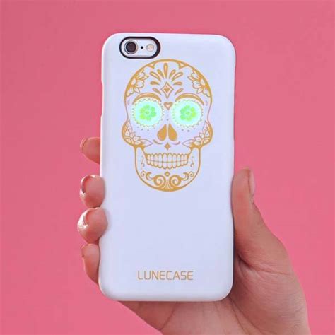 Lunecase Cult Iphone 66s Case Boasts An Artistic Skull With Flash Eyes