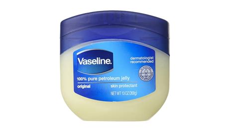 Hal ini dikarenakan lotion vaseline healthy white insta fair mengandung protective triple sunscreen yang bisa melindungi kulit dari sinar uv a dan uv b jika digunakan secara rutin, kulit anda bisa lebih putih dan cerah secara permanen. Manfaat Vaseline Repairing Jelly untuk Kulit » elevenia Blog