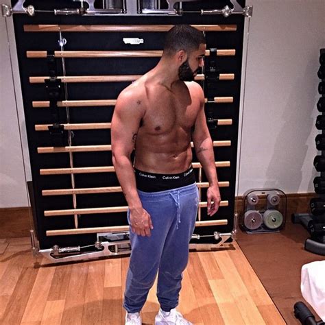 Drake Looks Incredibly Buff In New Workout Photos Photo 3457254 Drake Shirtless Photos