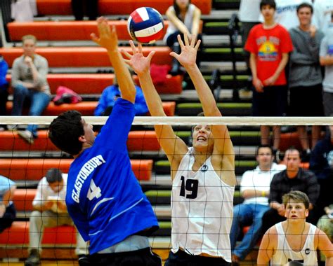 Spring preview: Staples boys volleyball aims for championship repeat 