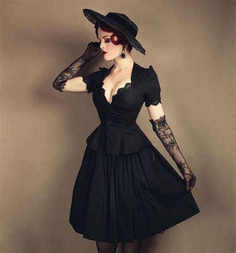 Pinup Girl Clothing Laura Byrnes California Lilith Top In Black Goth