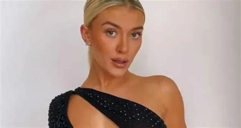 Molly Marsh Goes Braless As She Flashes Her Underboob In Very Revealing Black Dress The Sun