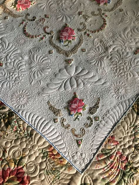 Pin By Ирина Гурчиани On Quilting Vintage Heirloom Quilt Free Motion