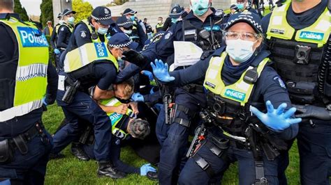 Melbourne Police Clash With Anti Lockdown Protesters Nexus Newsfeed