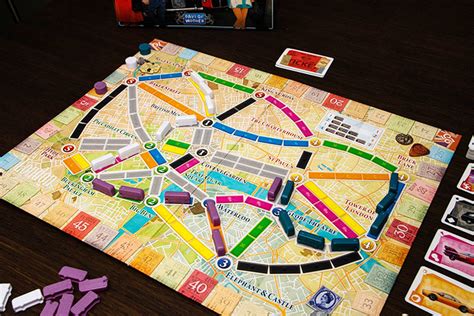 Players collect train cards that enable them to claim railway routes connecting cities throughout north america. Ticket To Ride: London | Board Game Quest