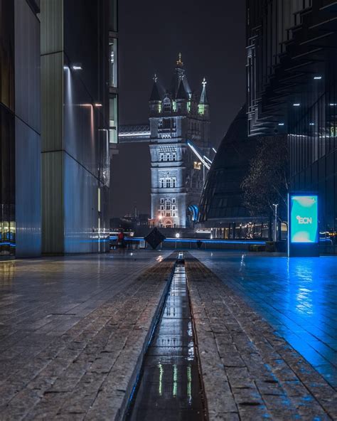 Moody Street Photos Of London After Dark By Luke Holbrook London