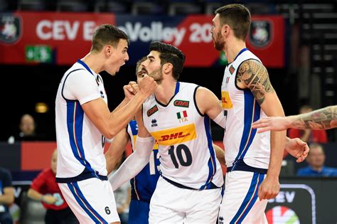 Sarà la volta buona per uno storico bis? Volley, Europei maschili: Italia sul velluto, Romania ...
