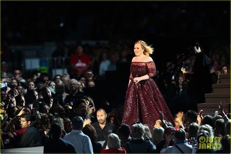 Adele Says She May Never Tour Again During Final Show Photo