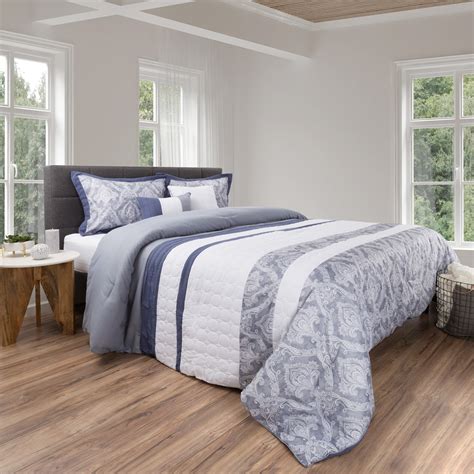 White Bedroom Comforter Sets Minimalis