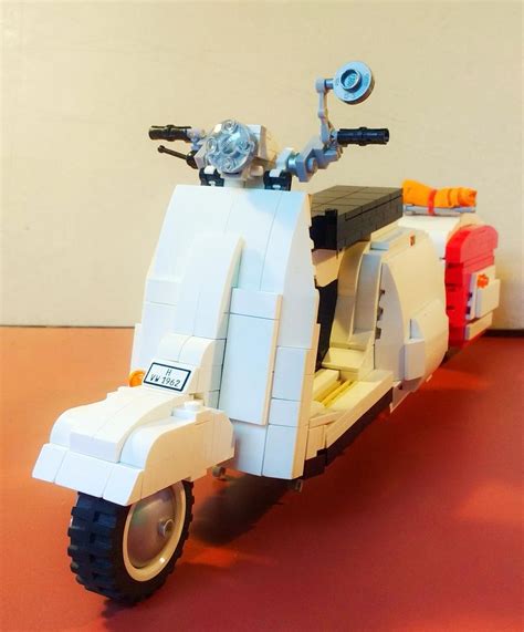 Lego Moc Vespa 50s Classic Scooter By Ponpanpino Rebrickable Build