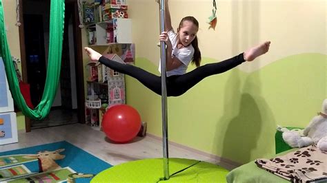 How To Do Basic Spins On The Dancing Pole Pole Dance Tutorial For Beginners Youtube