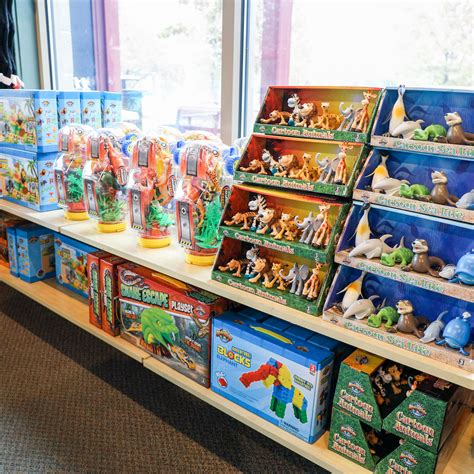 2019 Gift Guide for the Animal Lover | Potter Park Zoo