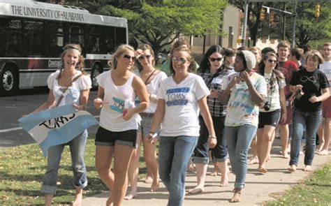 Students Walk Barefoot For A Cause The Crimson White