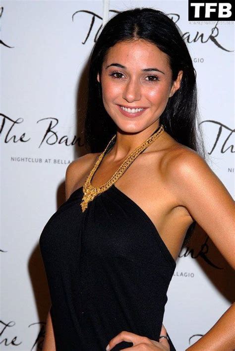 Emmanuelle Chriqui Nude Sexy Photos The Fappening