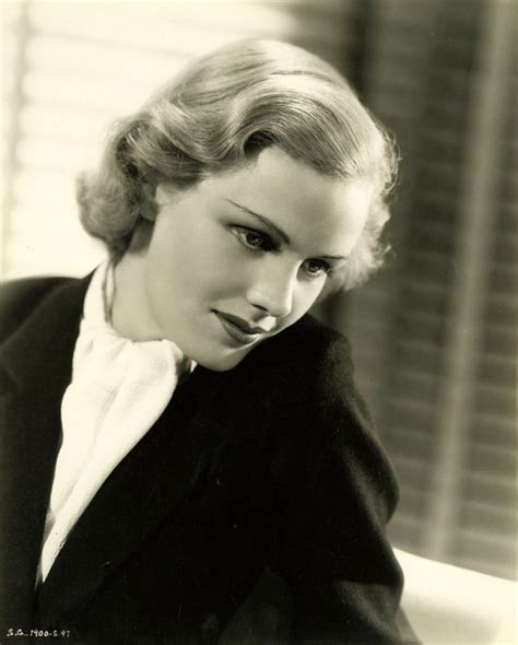 At 22, frances farmer moved to new york city to pursue stage acting. Frances Farmer: Talented But Tragic Beauty Who Has Inspired Music and Cinema ~ Vintage Everyday