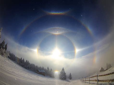 Spectacular optical phenomenon on the sky over rybnik, poland. Nature is so powerful - Strange Sounds