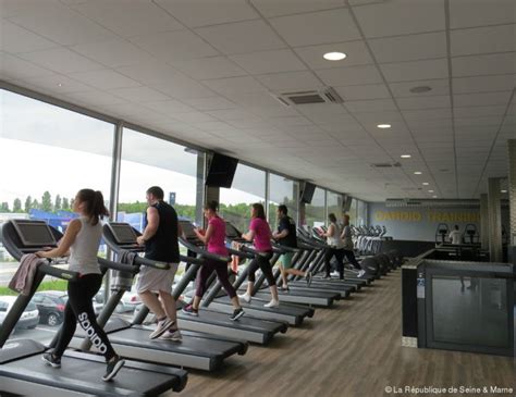 For more information about the equipments check the train smart menu item. Val-d'Oise. Fitness Park passe en 24h/24 et 7 jours sur 7 ...