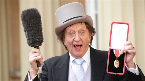 Comedy Legend Sir Ken Dodd Has Died Aged 90 Ents And Arts News Sky News