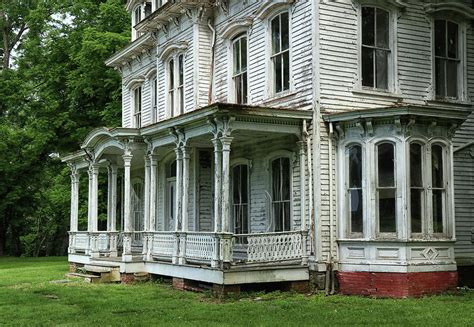 Front Porch Of An Old Victorian Home Photograph By Dave Mills Pixels
